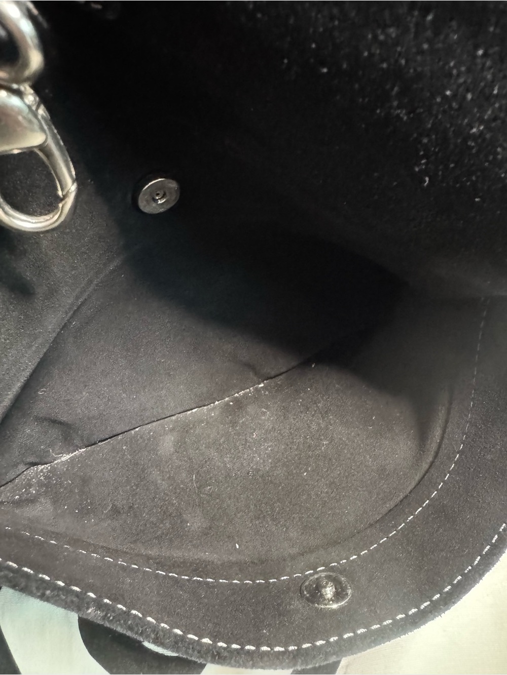 Tylie Malibu Black Studded Strap Suede Hobo Bag Y2K - Picture 14 of 16
